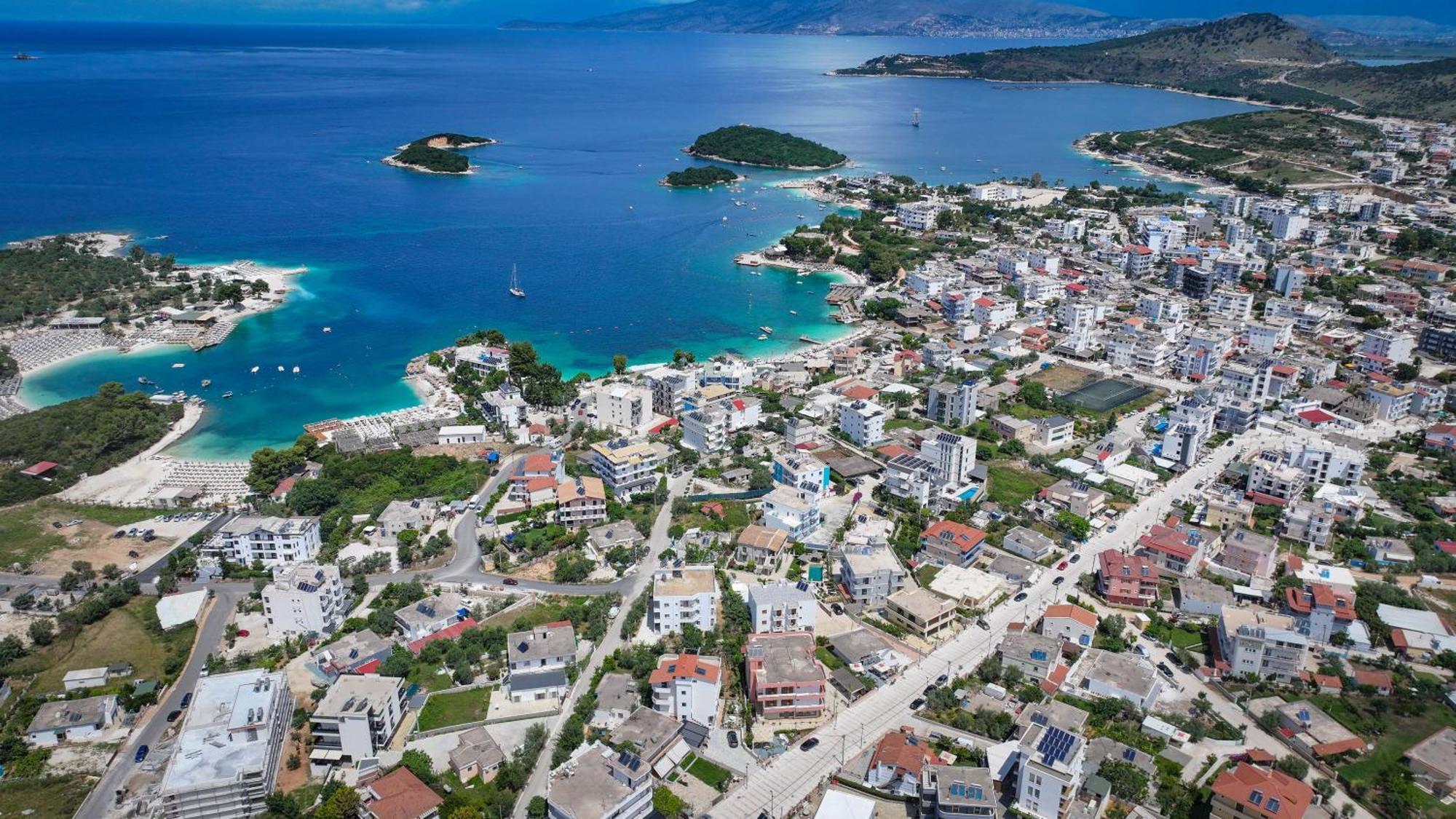Doni Apartments Ksamil Eksteriør billede